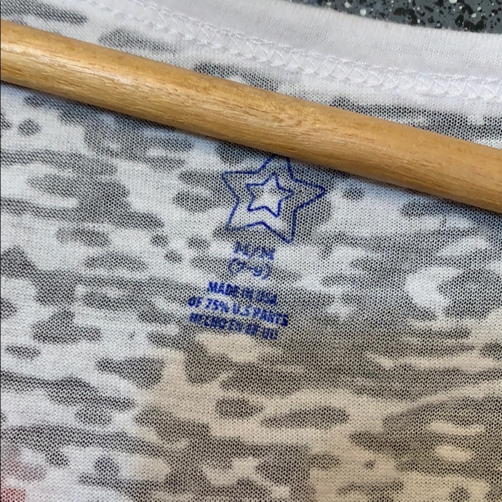 3/$20 America the Beautiful Top - Picture 2 of 3
